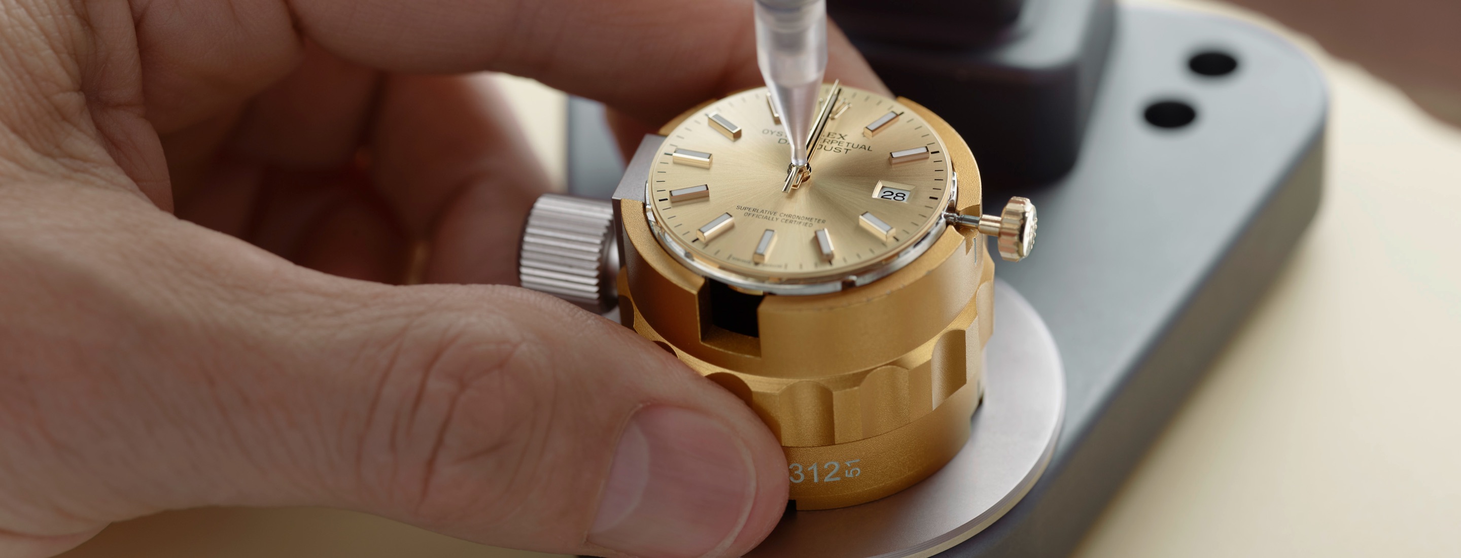 rolex servicing procedure 2234 rolex sav corporate 47 assemblage chasser les aiguilles v1 landscape rolex servicing procedure 2234 rolex sav corporate 47 assemblage chasser les aiguilles v1 landscape