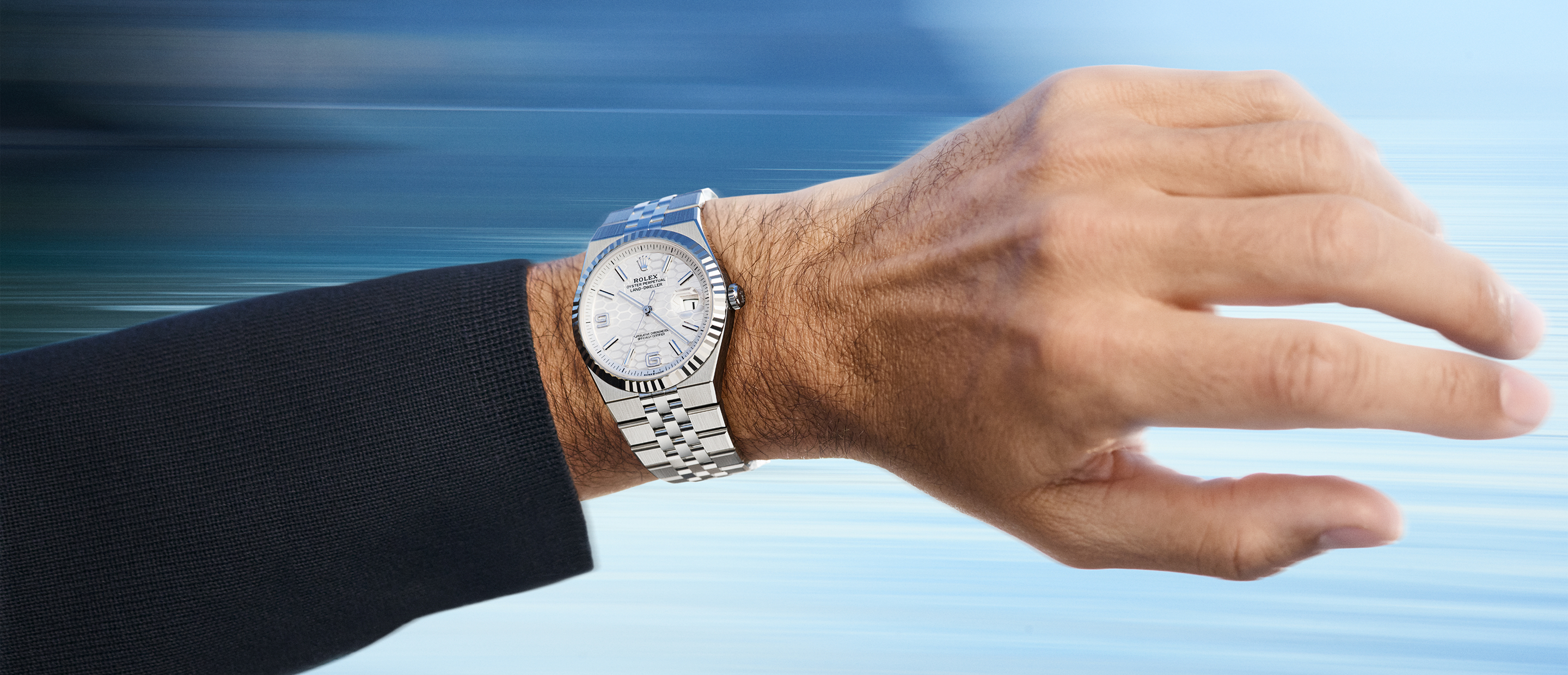 rolex-new-watches-2025-the-land-dweller-roger-federer-wrist-watch_rfederer_2411ab_7-landscape rolex-new-watches-2025-the-land-dweller-roger-federer-wrist-watch_rfederer_2411ab_7-landscape