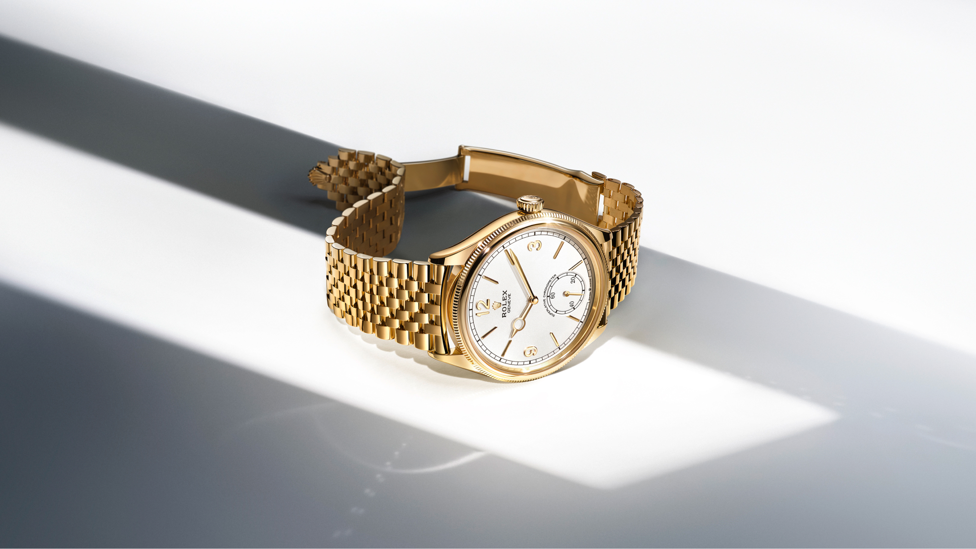 rolex-oyster-perpetual-universal-classic-style-m52508-0008-landscape rolex-oyster-perpetual-universal-classic-style-m52508-0008-landscape