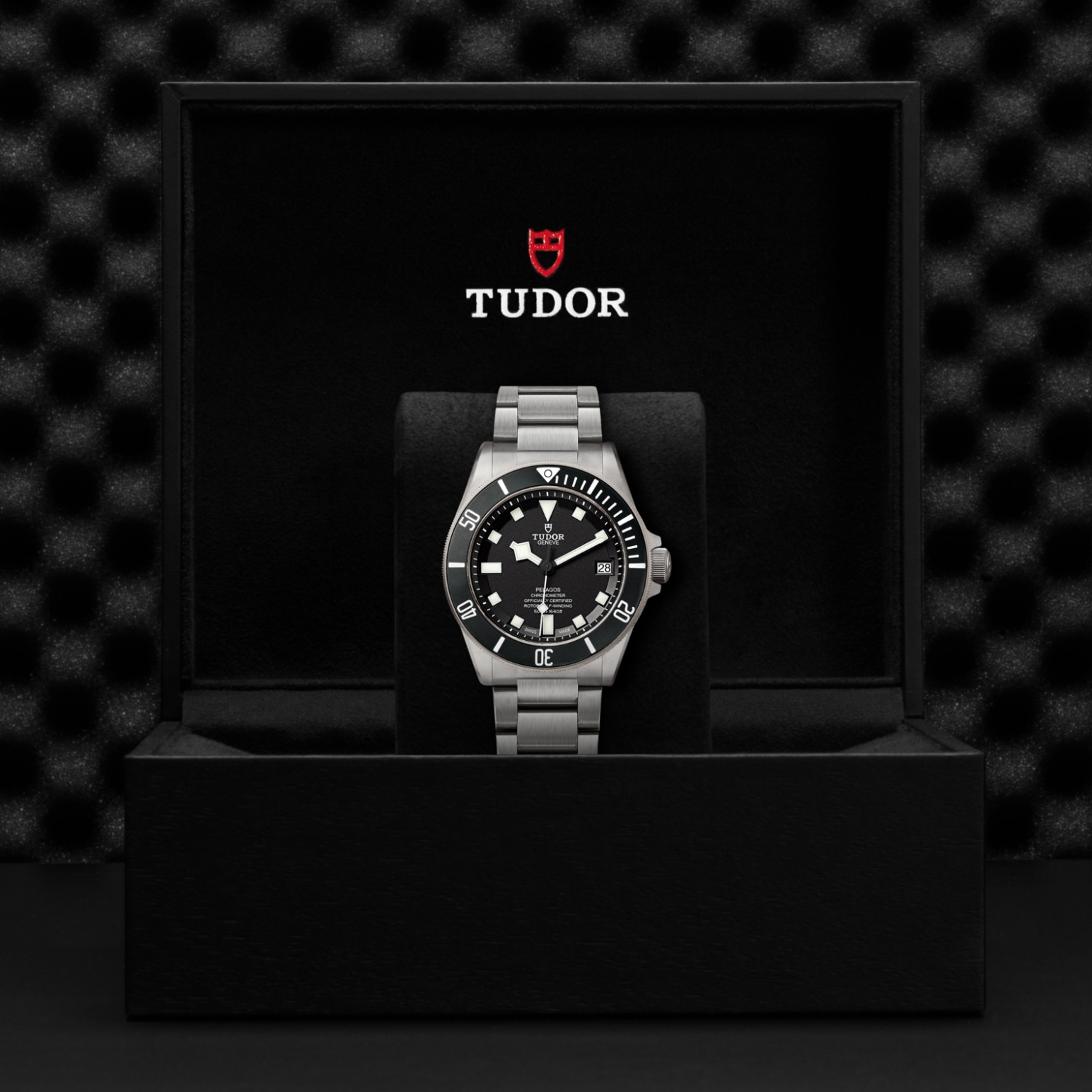m25600tn-0001.jpg m25600tn-0001.jpg