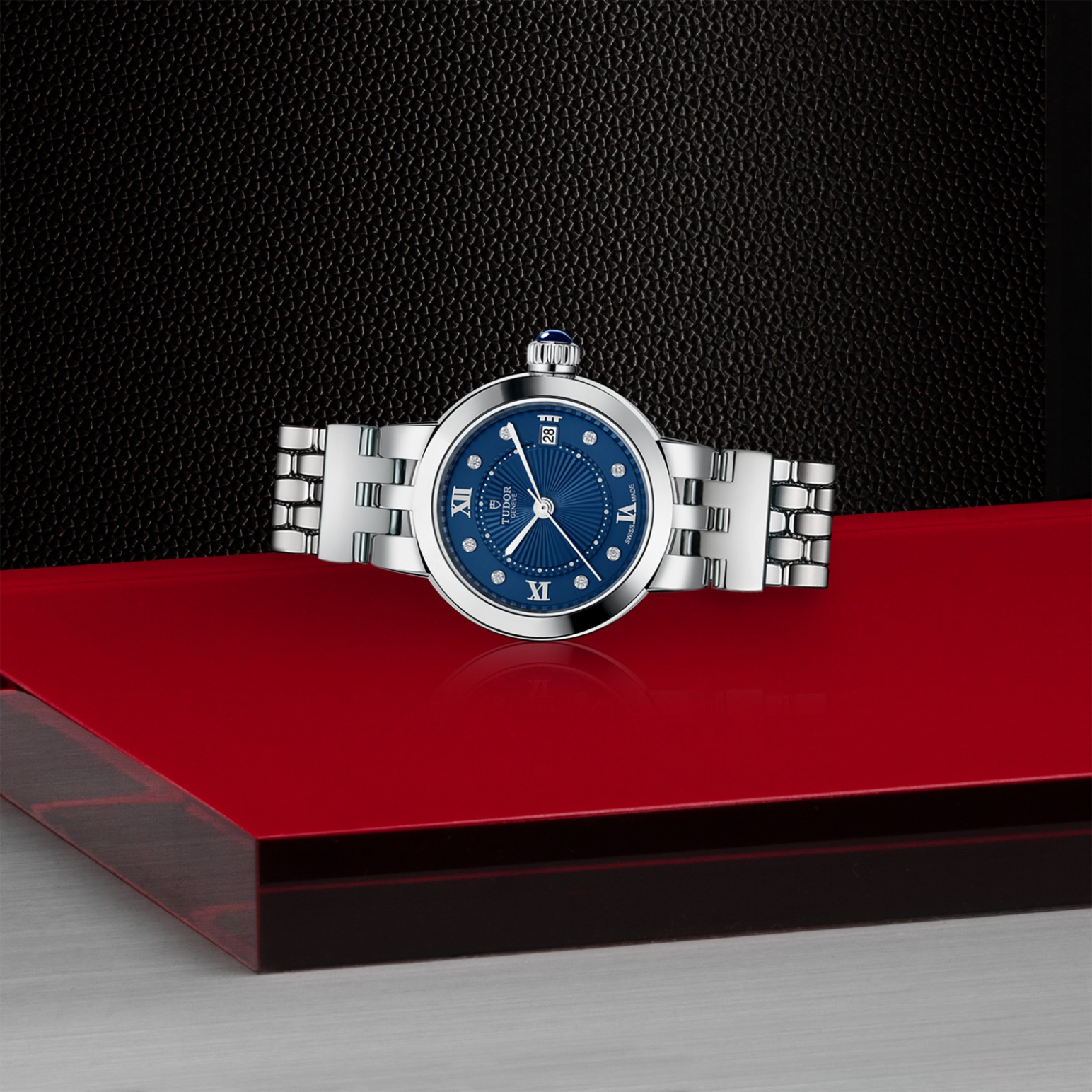 m35200-0010.jpg m35200-0010.jpg
