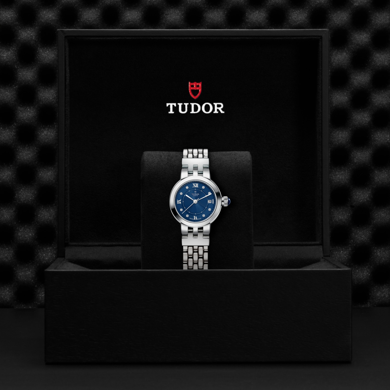 m35200-0010.jpg m35200-0010.jpg