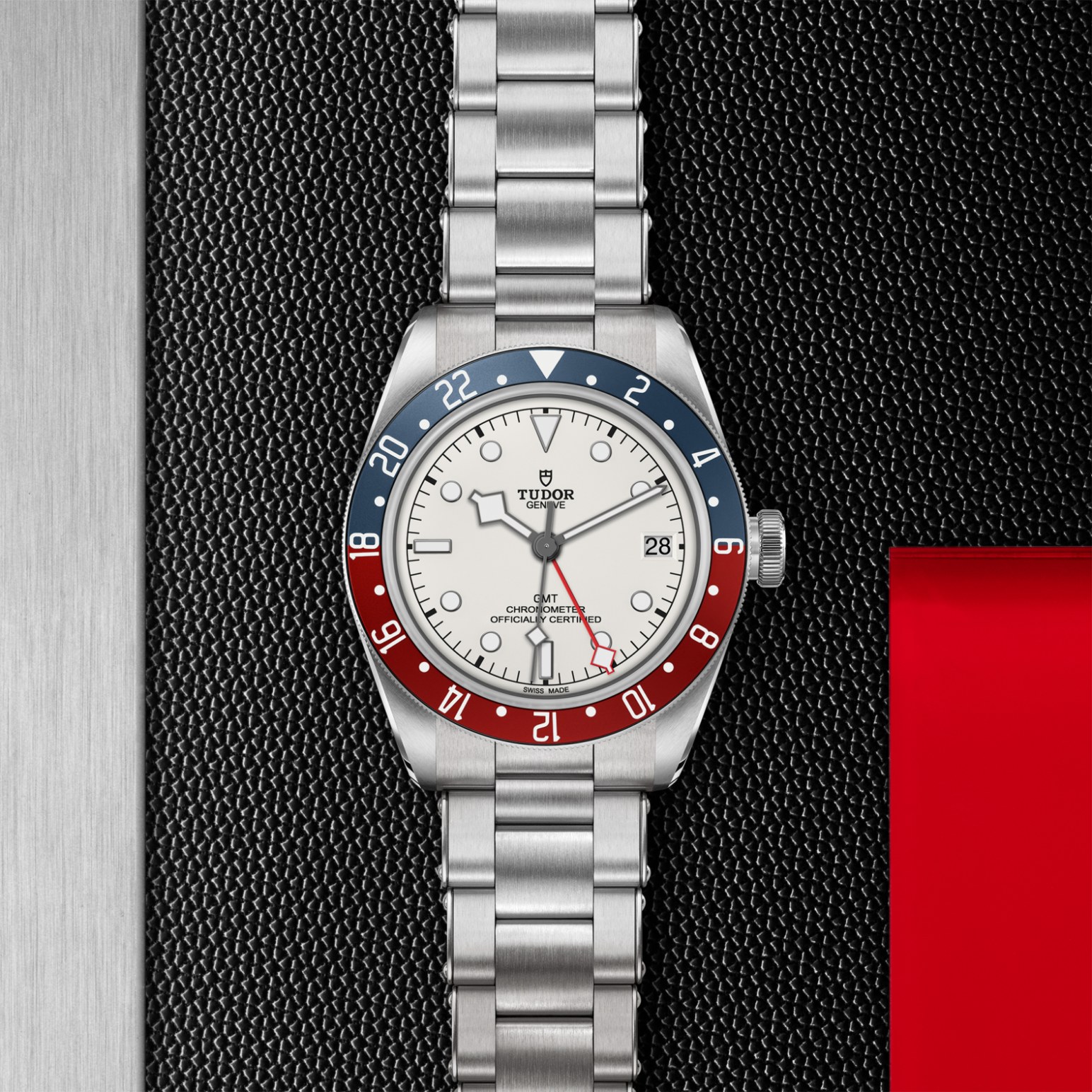 m79830rb-0010.jpg m79830rb-0010.jpg