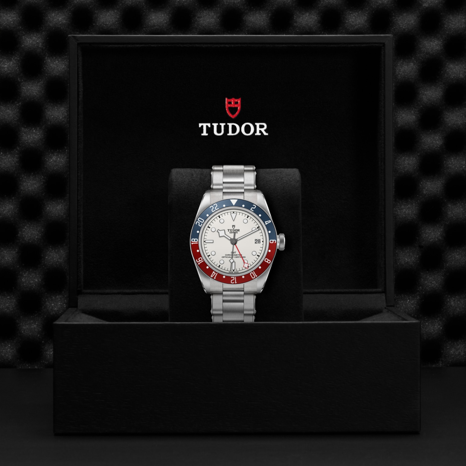 m79830rb-0010.jpg m79830rb-0010.jpg