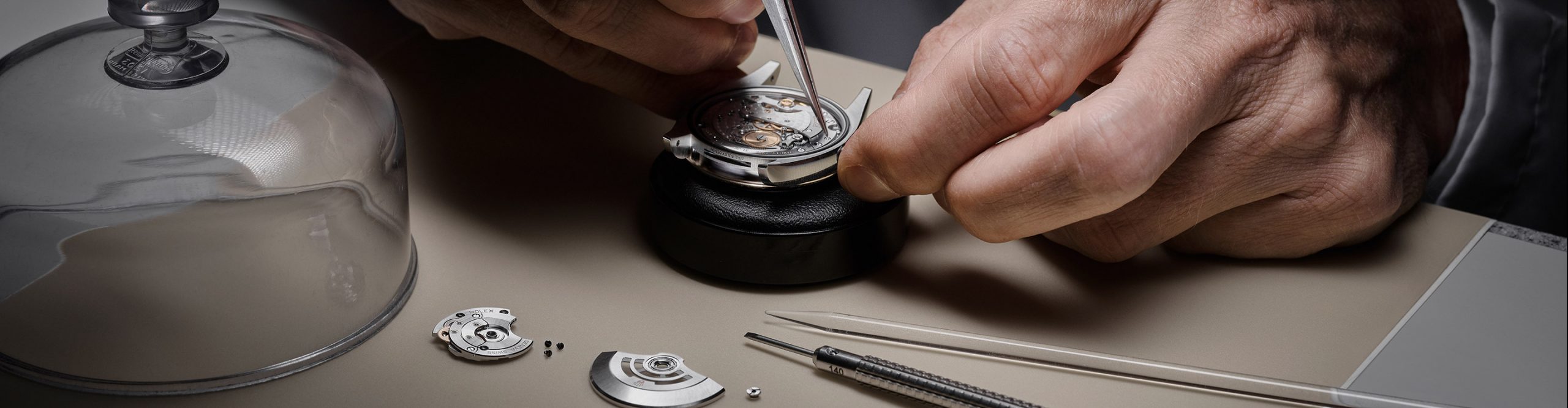 Servicing your rolex contact push scaled