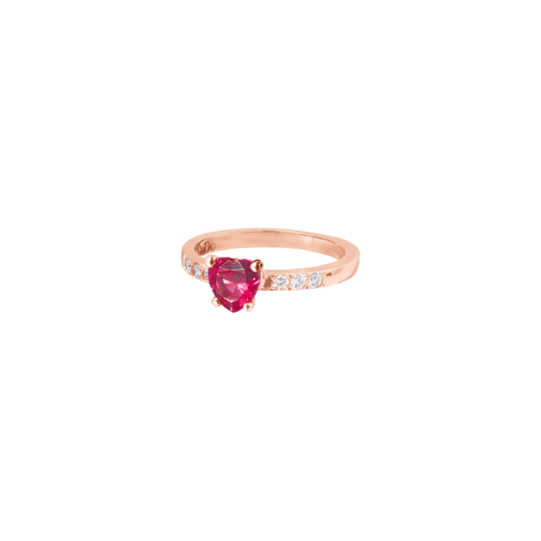 DAC3001_HEART_DSR9R_020_Dodo_heart-ring-rose-gold-synthetic-ruby-white-diamonds.png