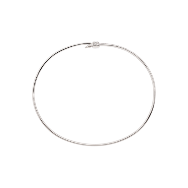 DBC2006_BANGL_DB0OB_020_Dodo_precious-essentials-bangle-with-stopper-white-diamonds-18k-white-gold.png