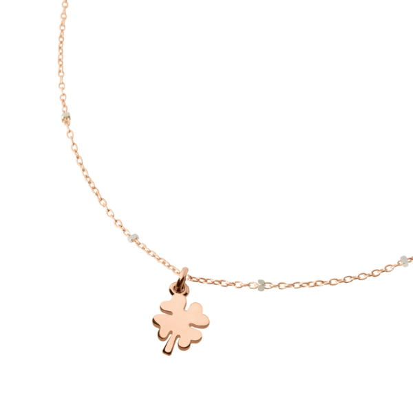 DCB9004_FOURX_0009R_020_Dodo_mini-four-leaf-clover-necklace-9k-rose-gold.png