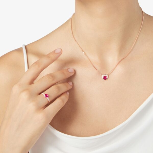 DCC3000_HEART_DSR9R_110_Dodo_heart-necklace-rose-gold-synthetic-ruby-white-diamonds.jpg