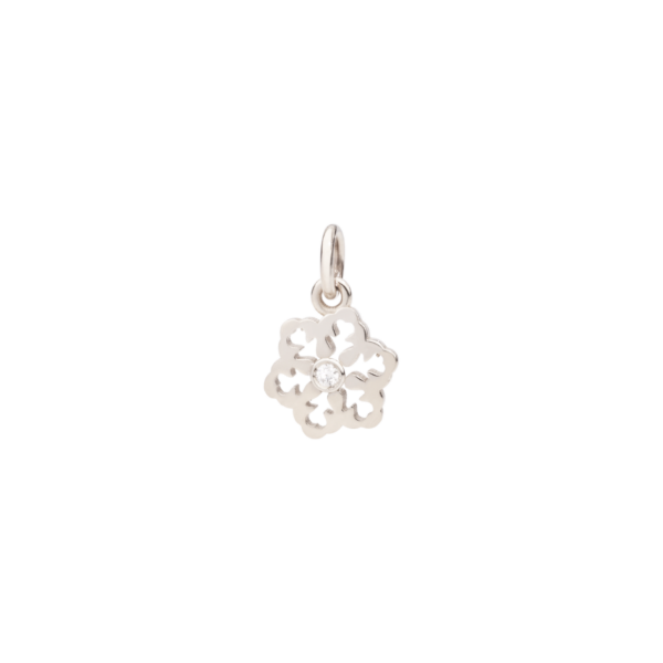DMC0025_SNOWX_DB0OB_010_Dodo_precious-snowflake-charm-white-diamonds-18k-white-gold.png