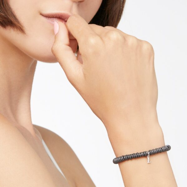 DMC0112_LETLS_DB0O2_110_Dodo_precious-letter-l-charm-white-diamonds-18k-white-gold.jpg