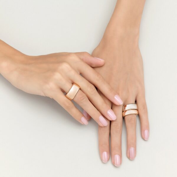 PA91067_O7000_00000_110_Pomellato_ring-iconica-maxi-rose-gold-18kt.jpg