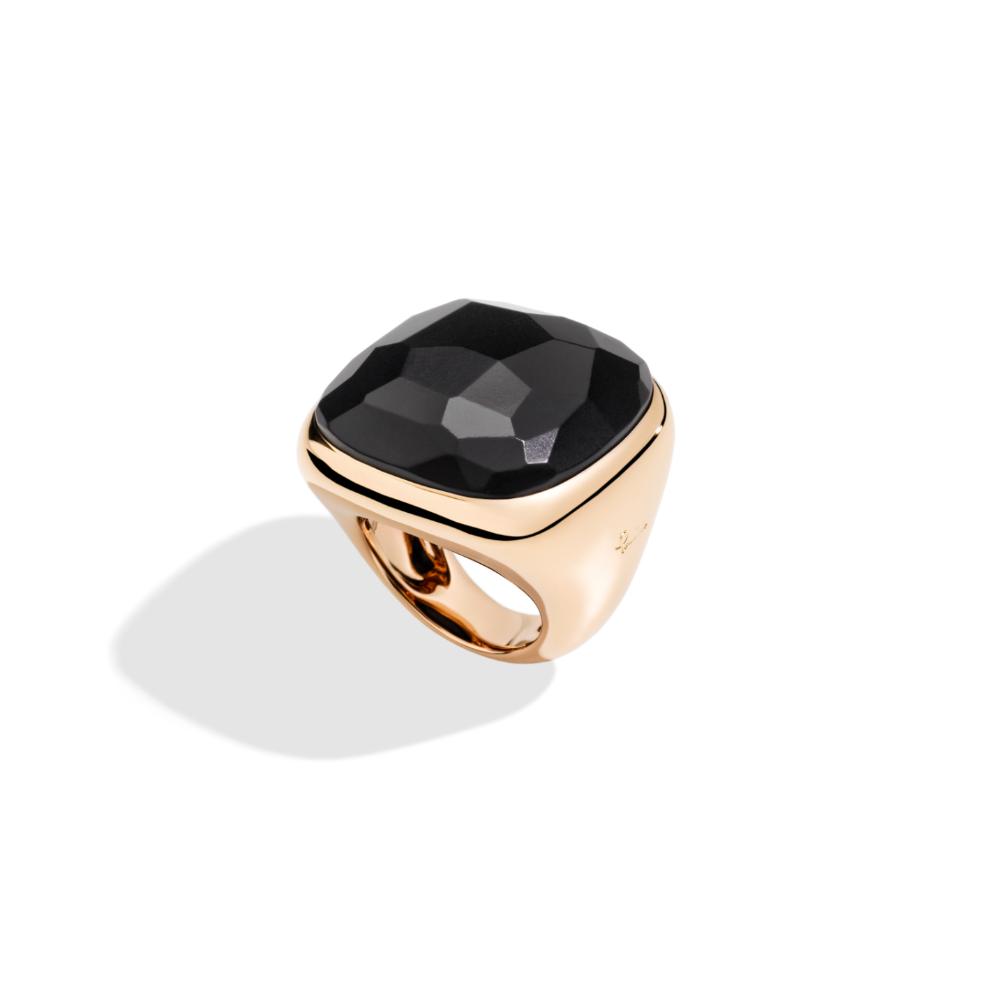 PAA1080_O7000_000OU_010_Pomellato_ring-victoria-squared-rose-gold-18kt-jet.png