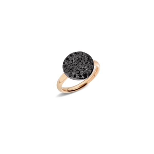 PAB2040_O7000_DBK00_010_Pomellato_ring-sabbia-large-rose-gold-18kt-treated-black-diamond.png