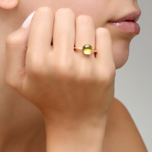 PAB4030_O6000_000QL_100_Pomellato_ring-nudo-petit-rose-gold-18kt-white-gold-18kt-lemon-quartz.jpg