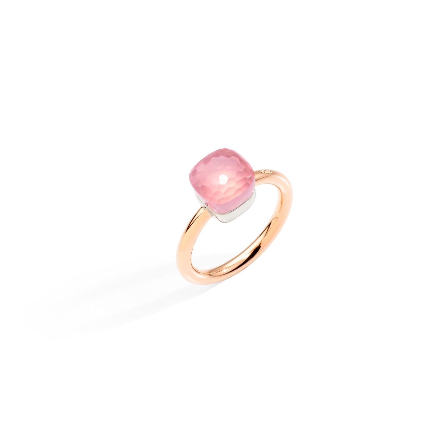 PAB4030_O6000_000QR_010_Pomellato_nudo-petit-ring-rose-gold-18kt-white-gold-18kt-rose-quartz.jpg