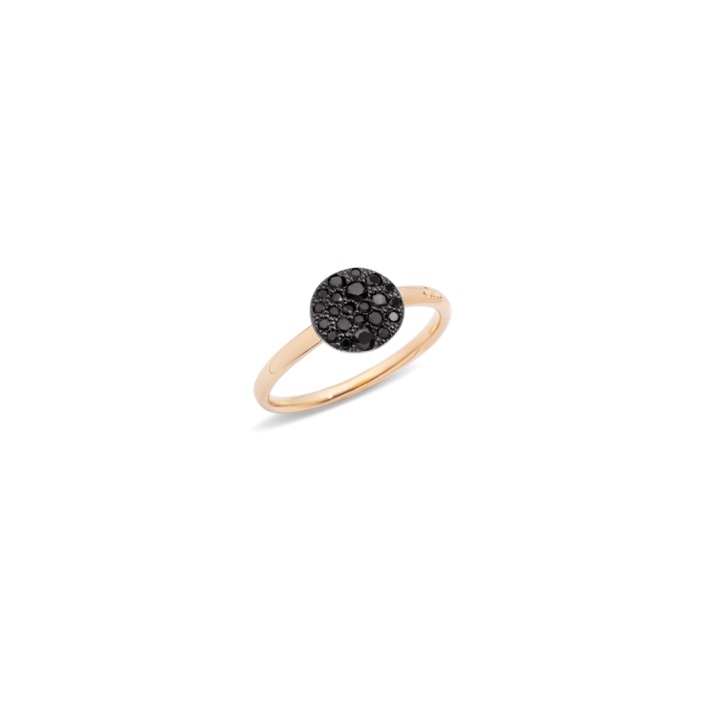 PAB4070_O7000_DBK00_010_Pomellato_ring-sabbia-small-rose-gold-18kt-treated-black-diamond.png