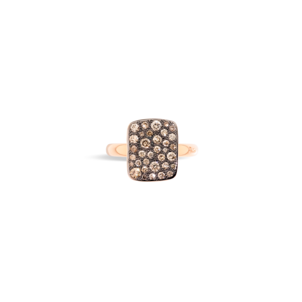 PAB9031_O7000_DBR00_020_Pomellato_sabbia-ring-large-rectangle-rose-gold-18kt-brown-diamond.png