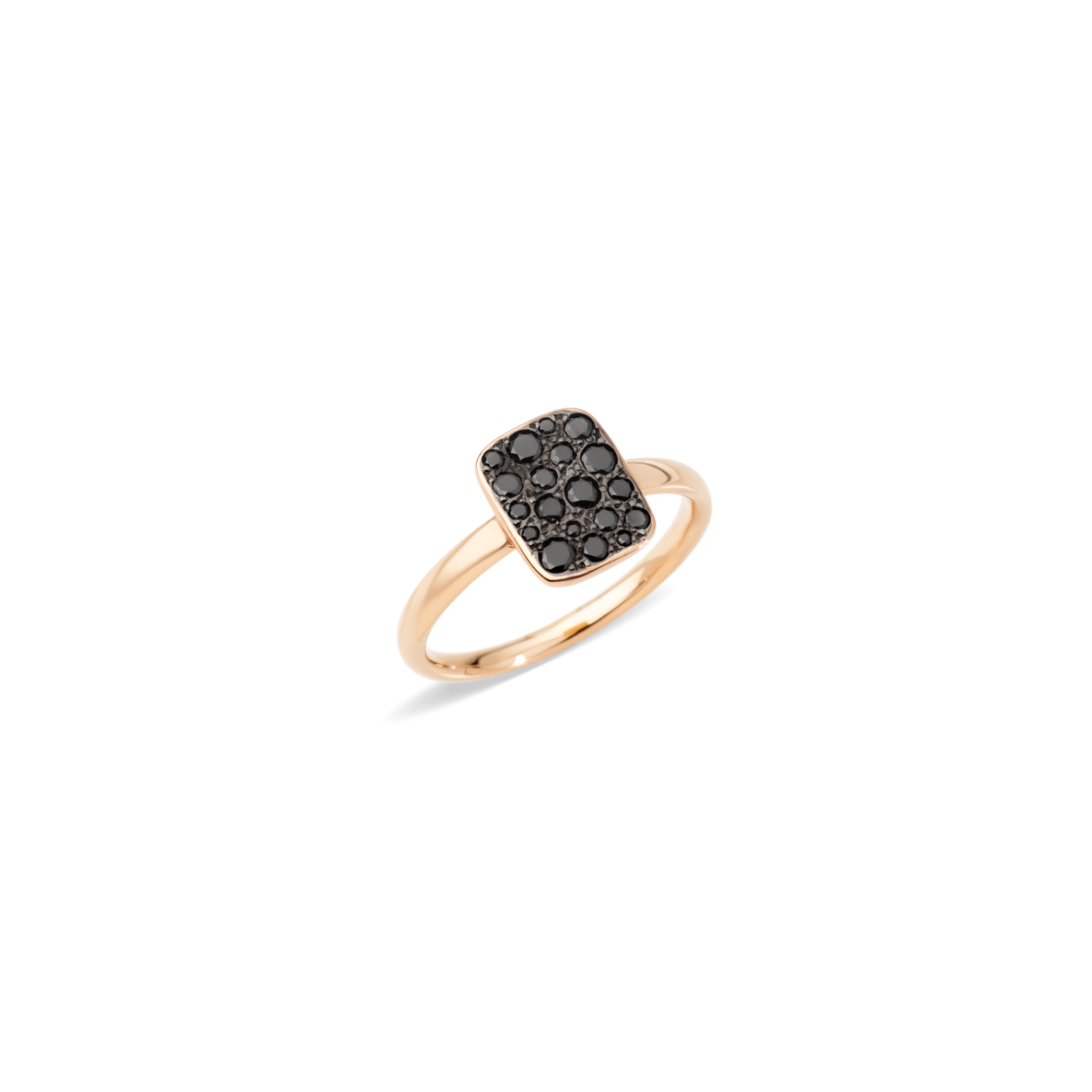 PAB9032_O7000_DBK00_010_Pomellato_sabbia-ring-small-rectangular-rose-gold-18kt-treated-black-diamond.png
