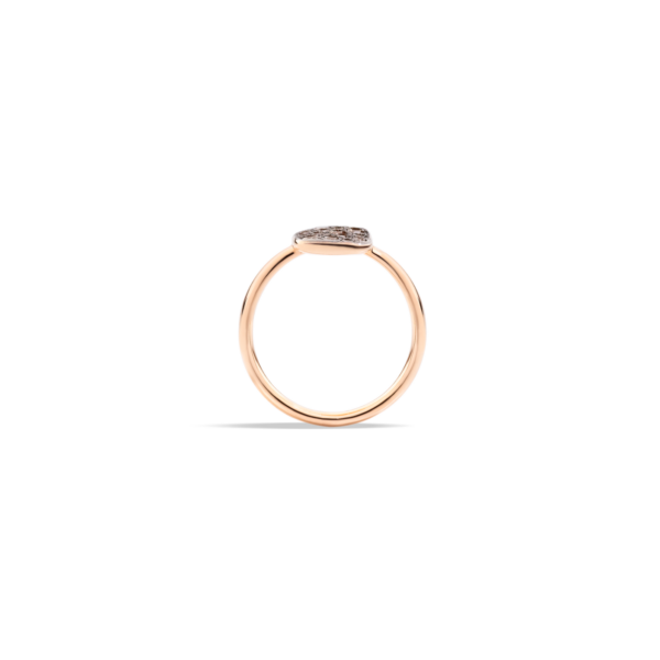 PAB9032_O7000_DBR00_030_Pomellato_sabbia-ring-small-rectangular-rose-gold-18kt-brown-diamond.png