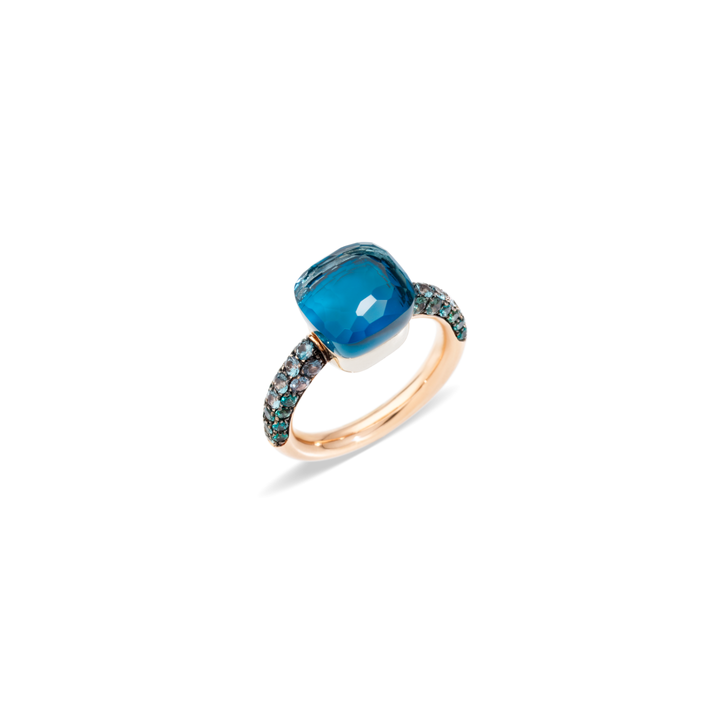 PAB9040_O6000_TTBTL_010_Pomellato_ring-nudo-deep-blue-rose-gold-18kt-white-gold-18kt-blue-london-topaz-turquoise-blue-topaz.png