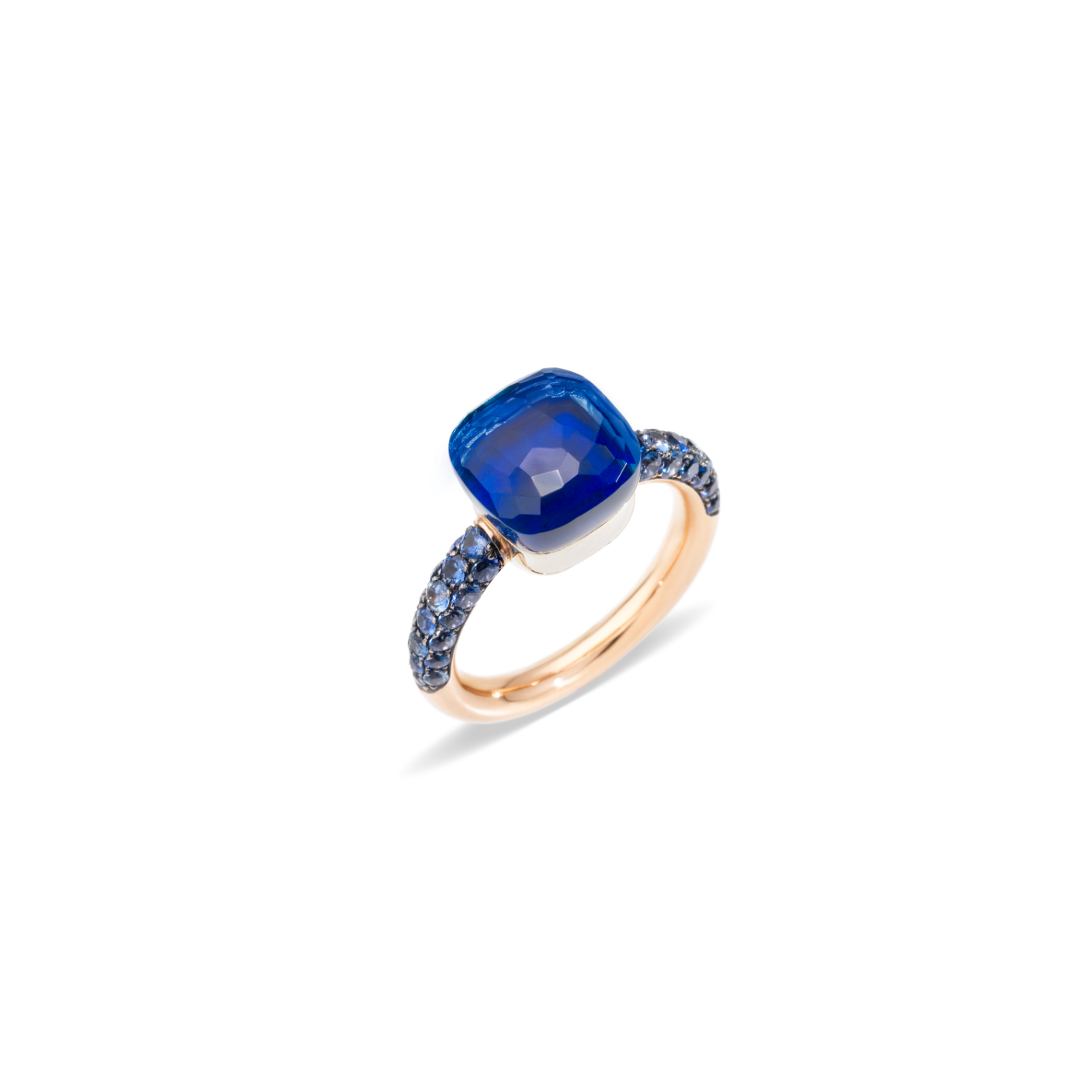 PAB9040_O6000_TTKTL_010_Pomellato_ring-nudo-deep-blue-rose-gold-18kt-white-gold-18kt-blue-london-topaz.png