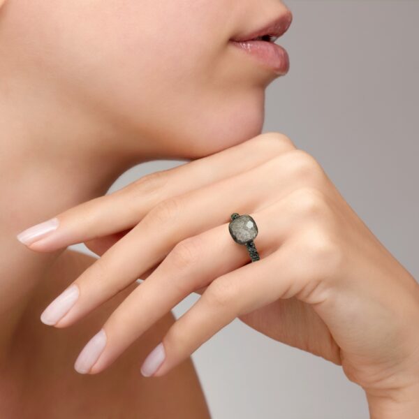 PAB9050_OT000_DBKOS_100_Pomellato_ring-nudo-classic-rose-gold-18kt-obsidian-treated-black-diamond.jpg