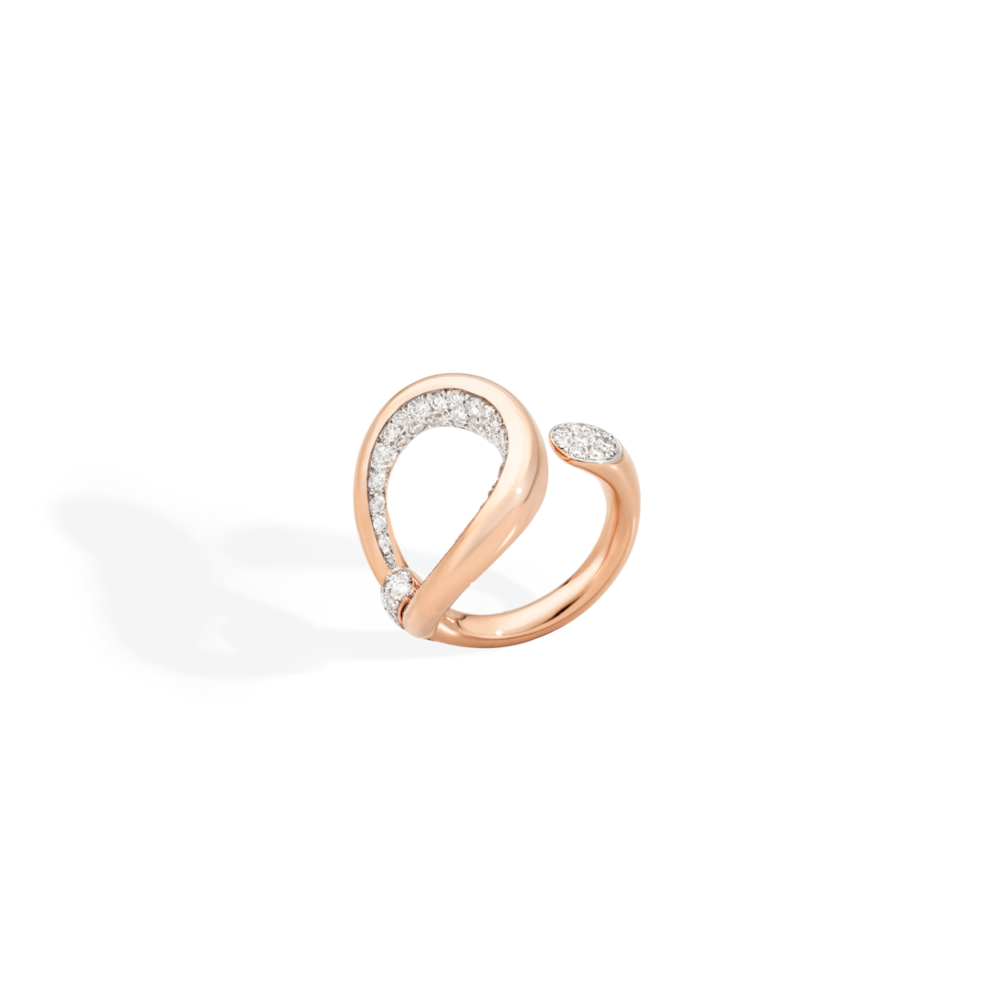 PAC0090_O7WHR_DB000_010_Pomellato_fantina-ring-rose-gold-18kt-diamond.png