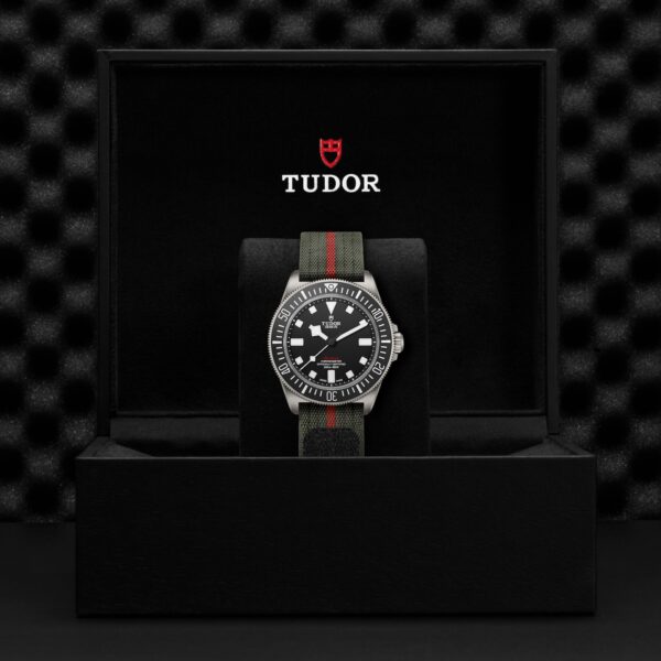 m25717n-0001_presentationbox-std.jpg